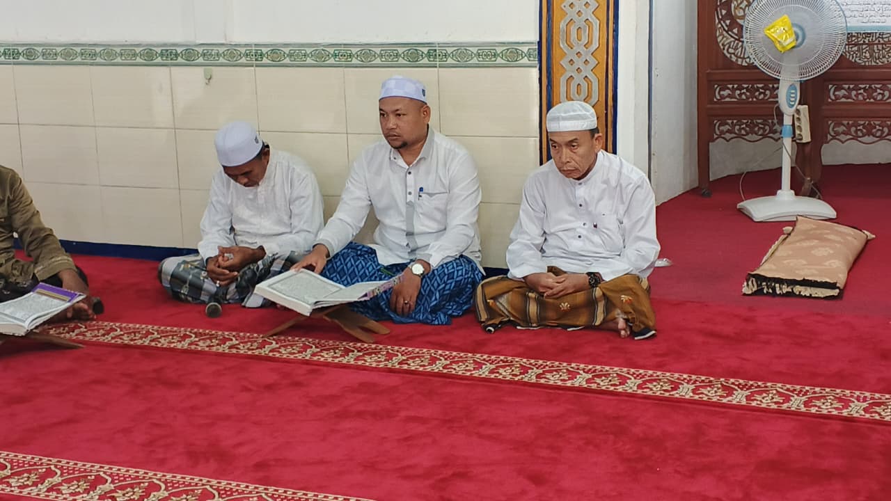 ACARA KHATMUL QUR'AN SEKALIGUS BERBUKA PUASA BERSAMA DI MASJID DARUL AMAN BAWAHAN SEBERANG